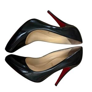CHRISTIAN LOUBOUTIN Round Toe Patent Leather Pumps
